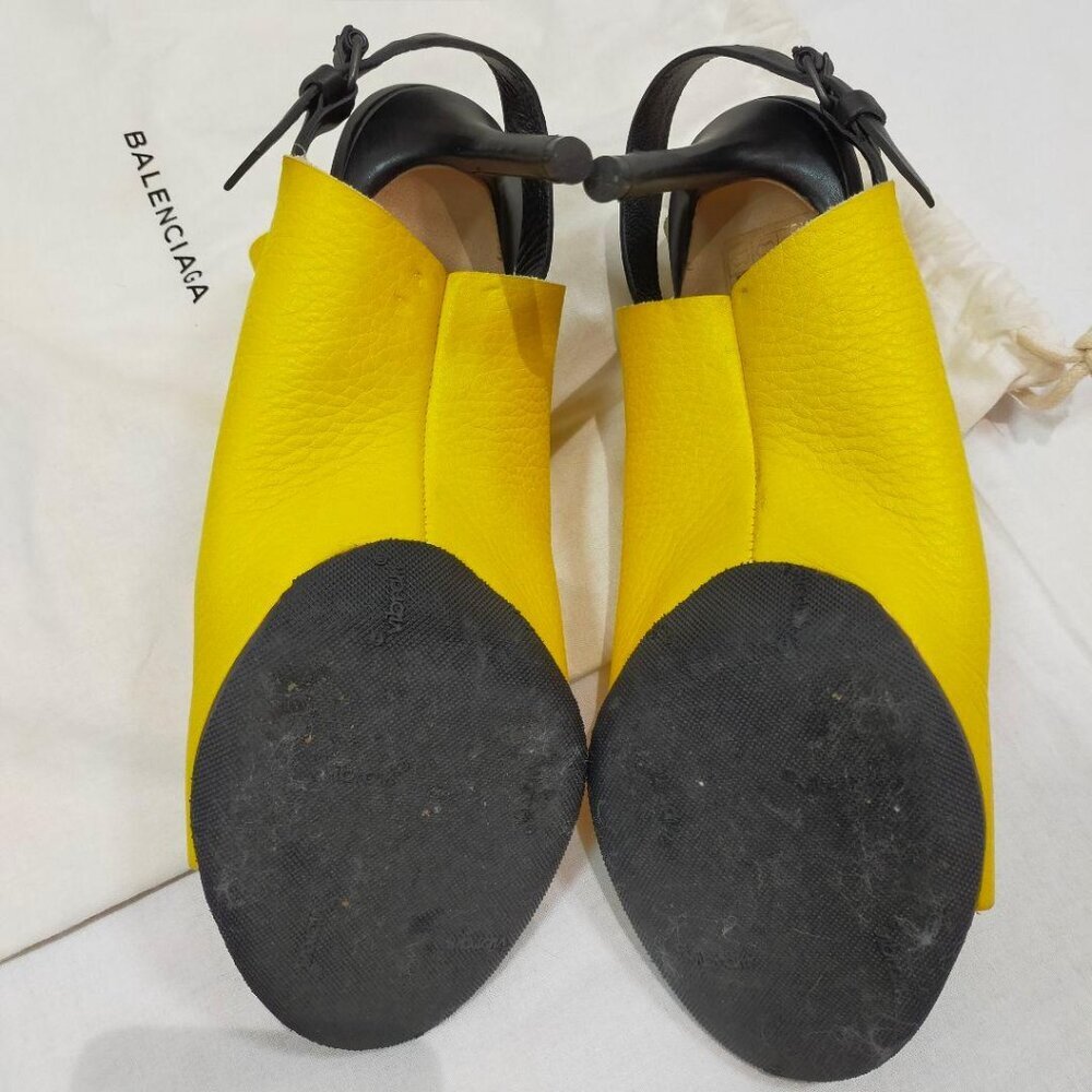 Balenciaga Yellow & Black Leather Open-Toe Slingback Heels | Size 35 (US 5) - Picture 6 of 8